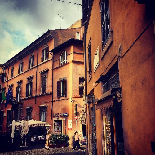 47LuxurySuites - Trevi image 2